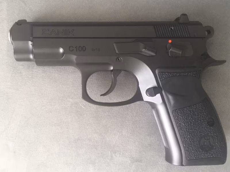 SIFIR KUTUSUNDA,HİÇ KULLANILMAMIŞ CANİK COMPACT C 100