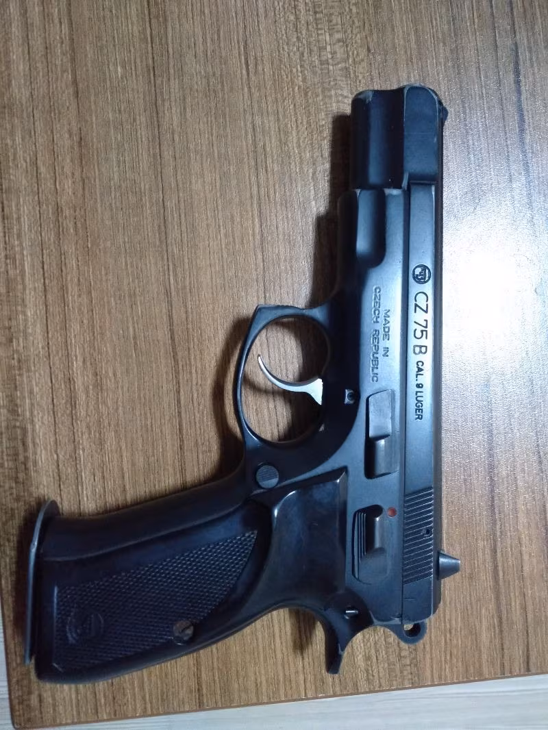 CZ 75 B