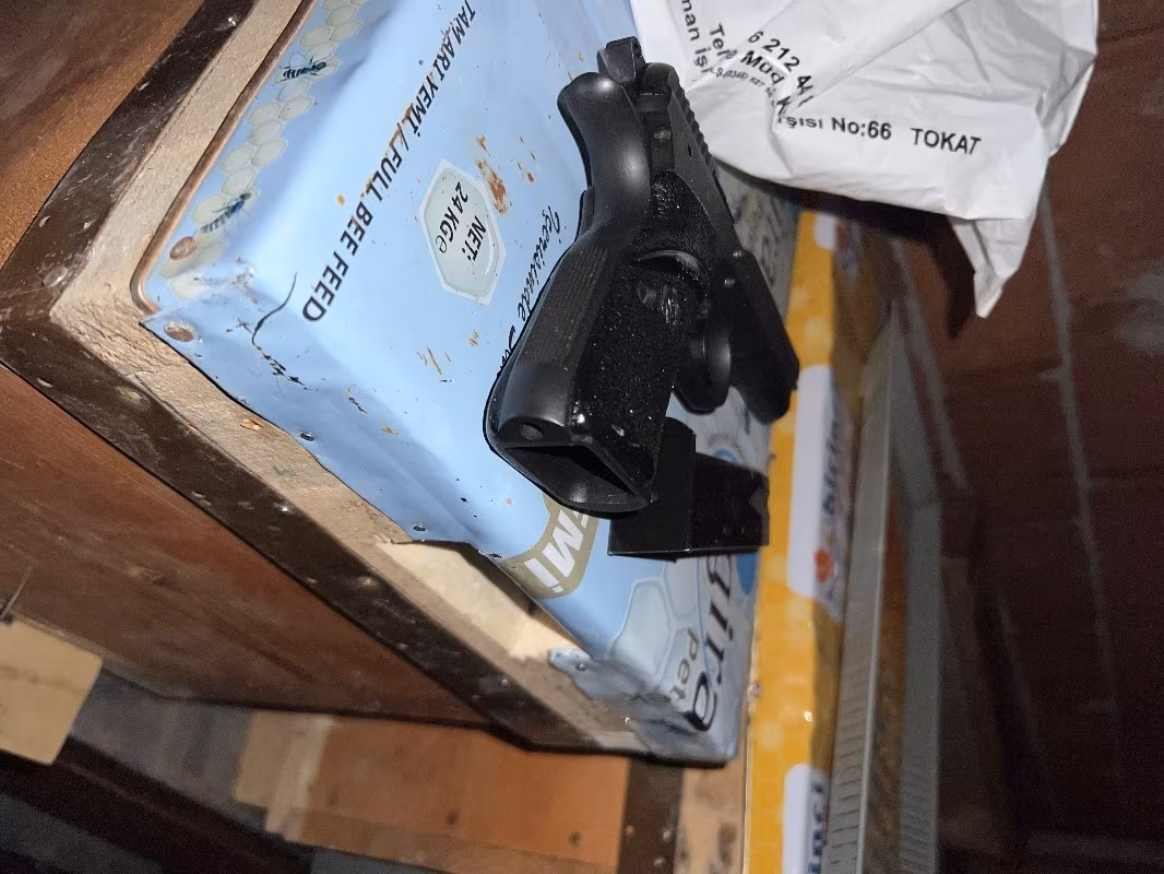 Acilen Satılık Tabanca