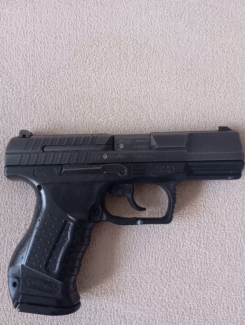 İhtiyaçtan Satılıktır