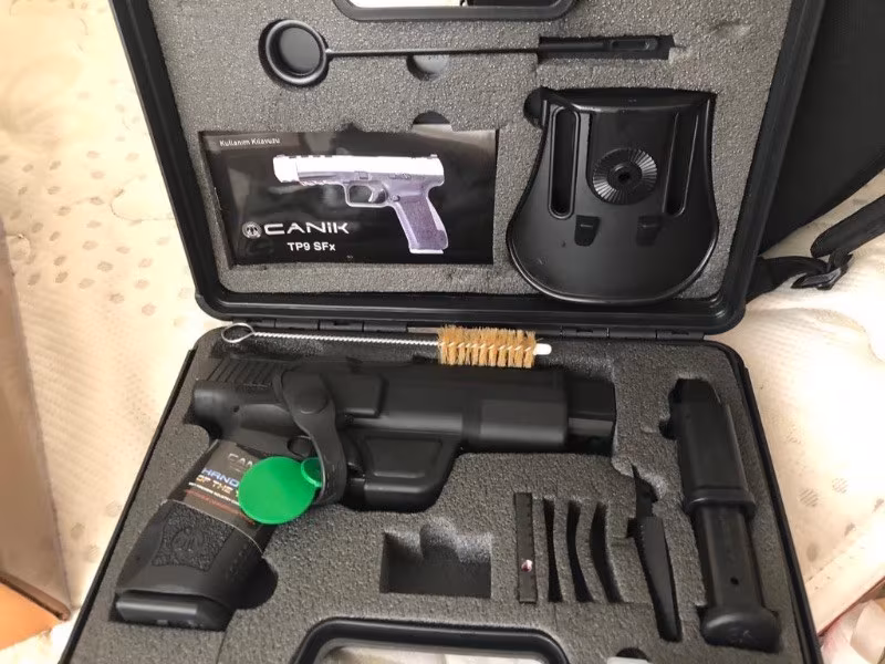 Siyah sfx ve taktik kılıf