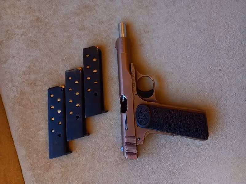 Sinekli balıklı FN 1922