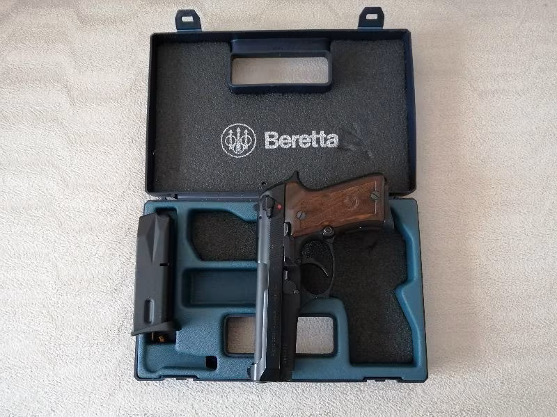 BERETTA F92 COMPACT 9 MM 13+1
