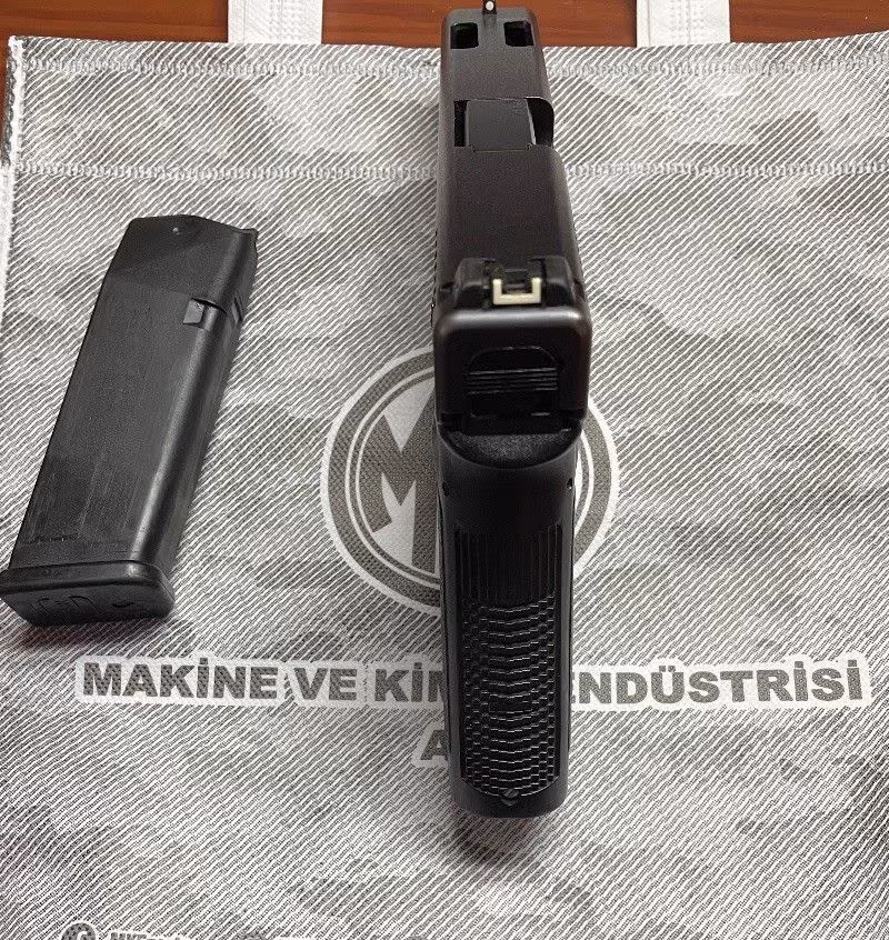 Kamu Personelinden Temiz Glock 21C
