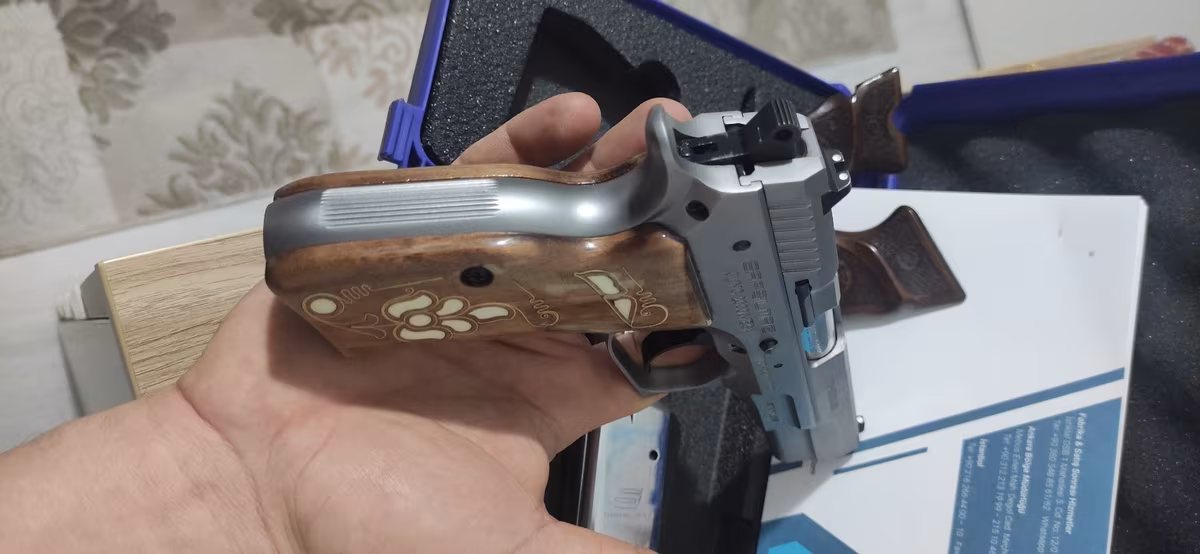 SIFIR KUTUSUNDA KILINÇ 2000 MEGA