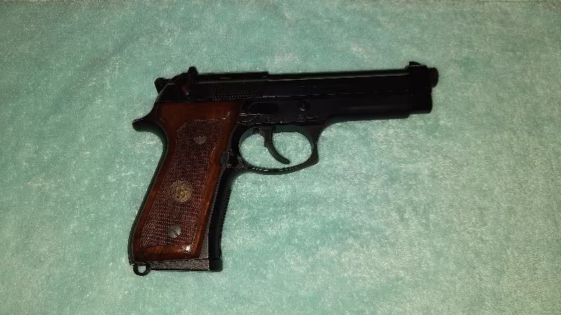Beretta F92