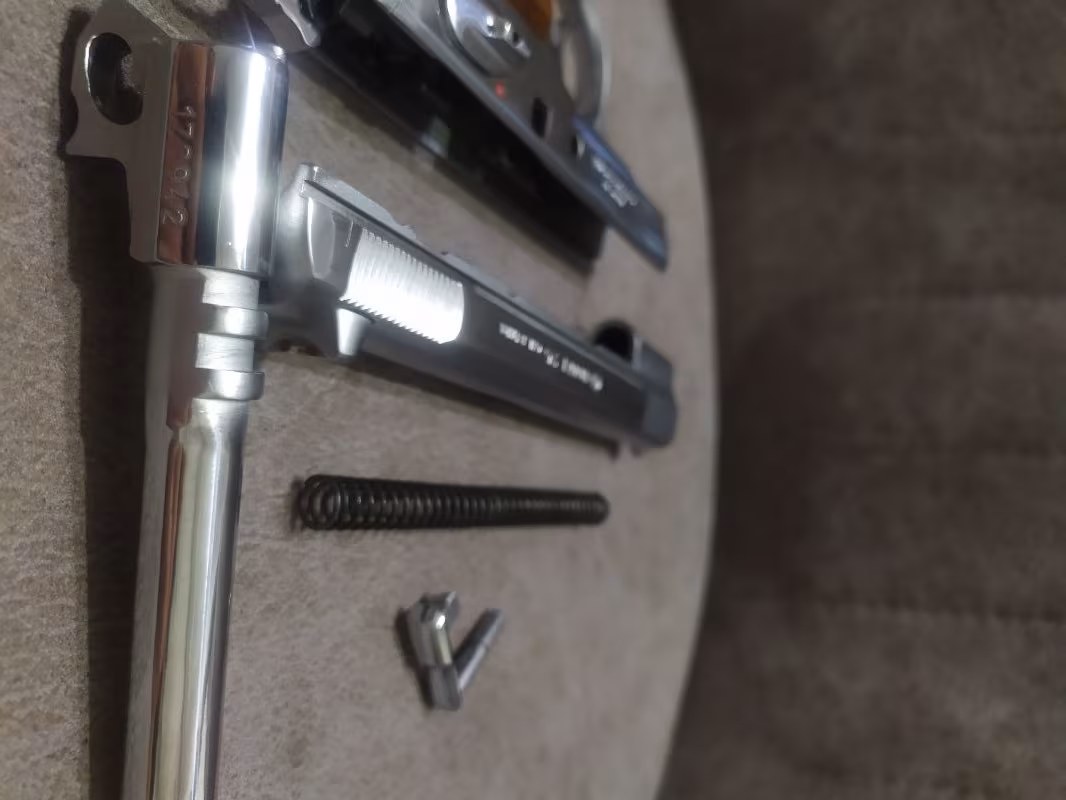 Emekli polisten CZ 75 A