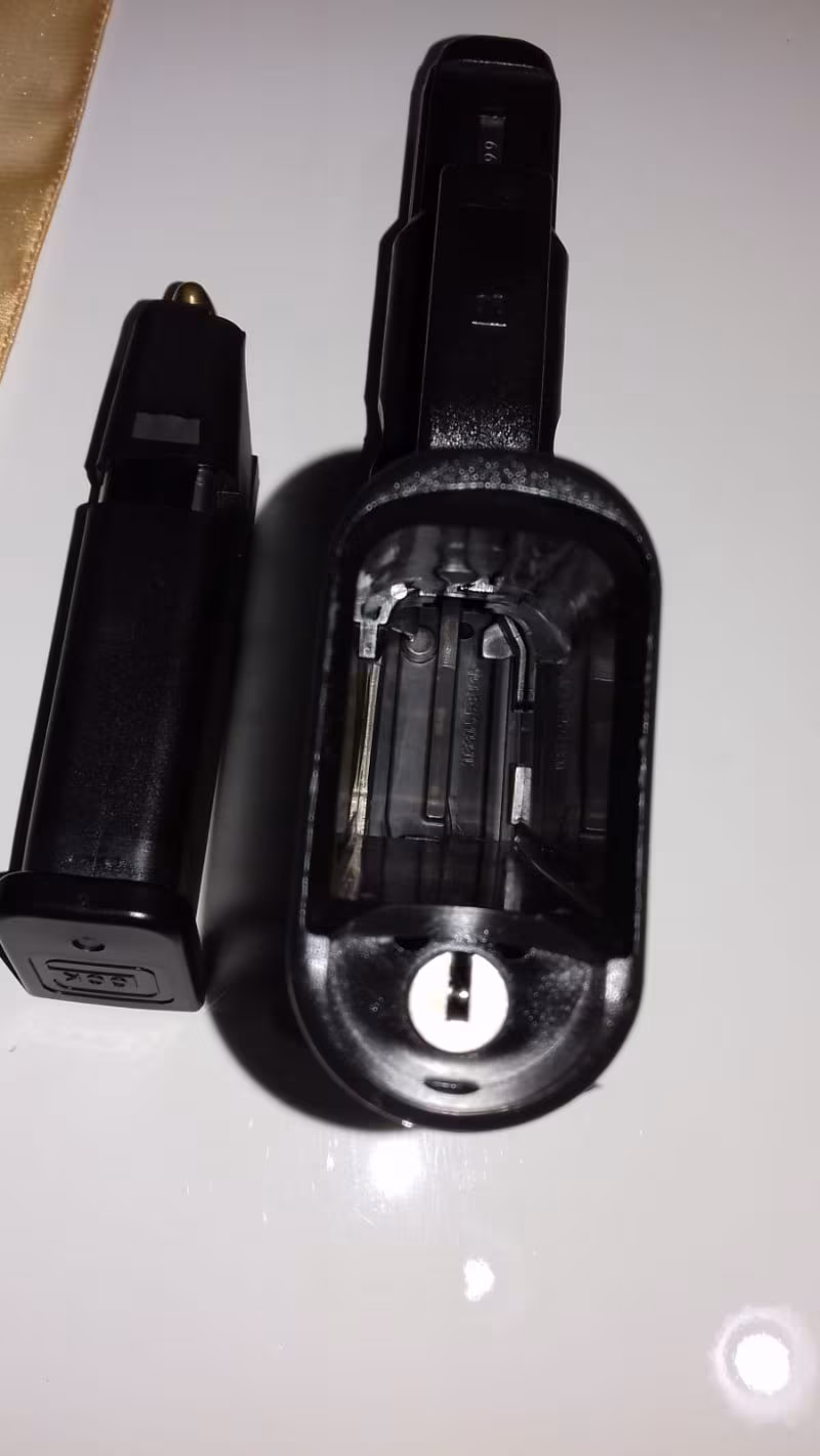 GLOCK 19 KİLİTLİ NADİR BULUNAN