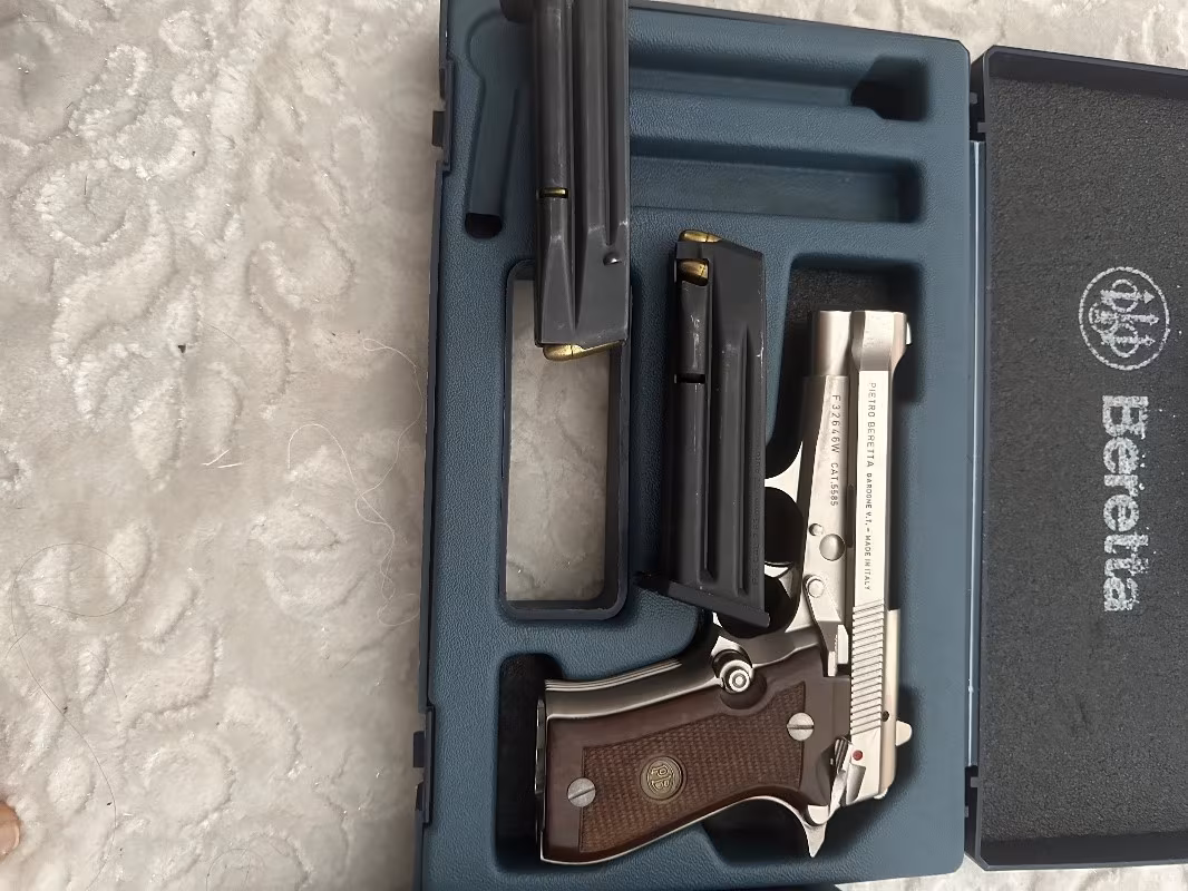 Beretta f81 inox