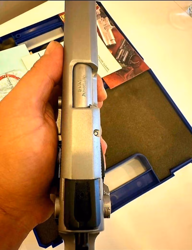 ŞARJÖRLÜ SMİTH WESSON