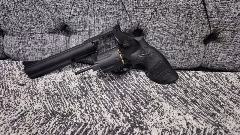 Sarsılmaz SR38 (6 İNÇ)