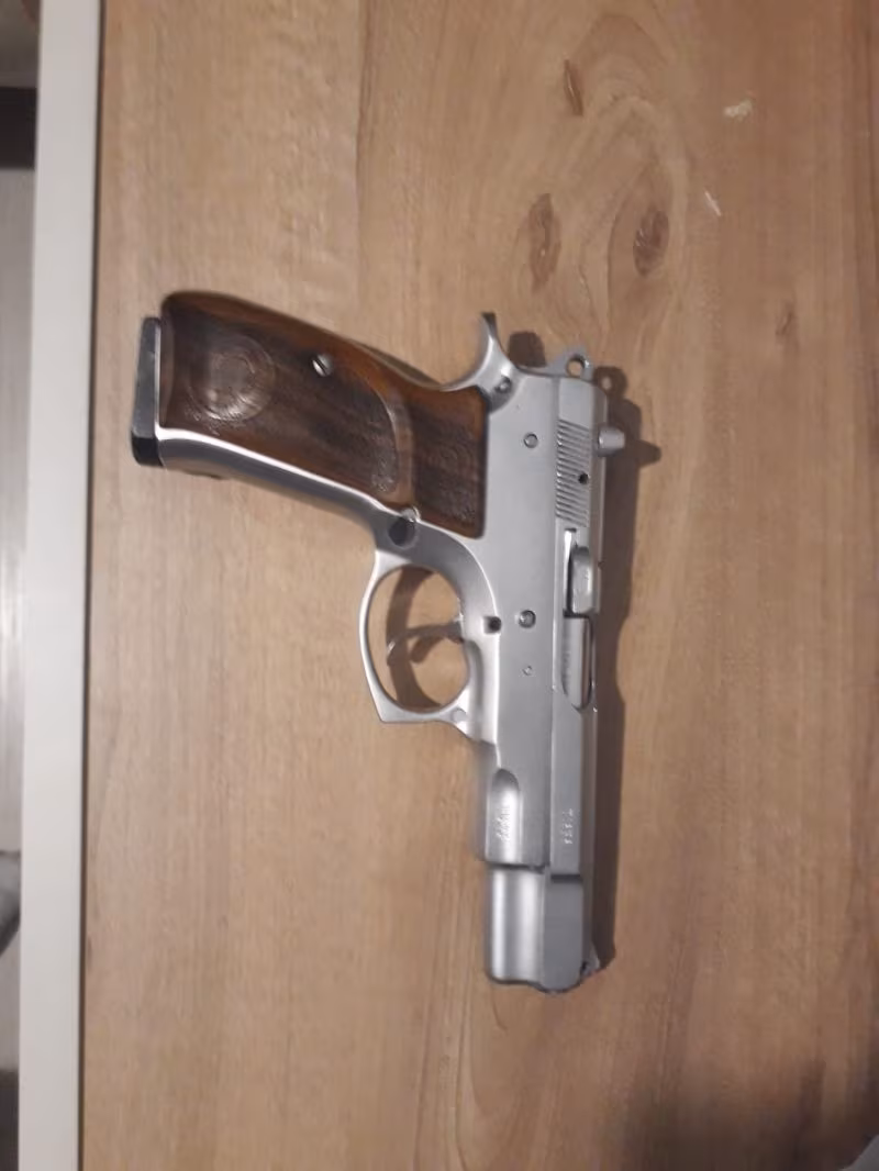 İLK SAHİBi EKMEKLİ POLİSDEN CZ 75 T SERİSİ