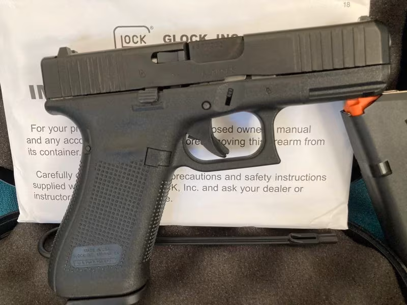 SIFIR GLOCK 45  İLK DEFA VESINIRLI SAYIDA GELEN 17+1 ŞARJÖR KAPASİTELİ ÖZEL TABANCA