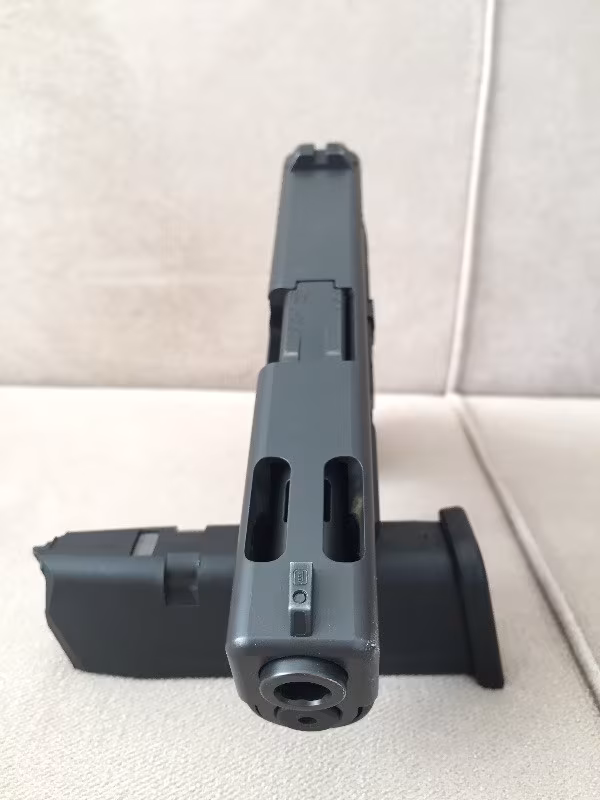 GLOCK 19 C GEN 4 ( POLİS MEMURUNDAN )
