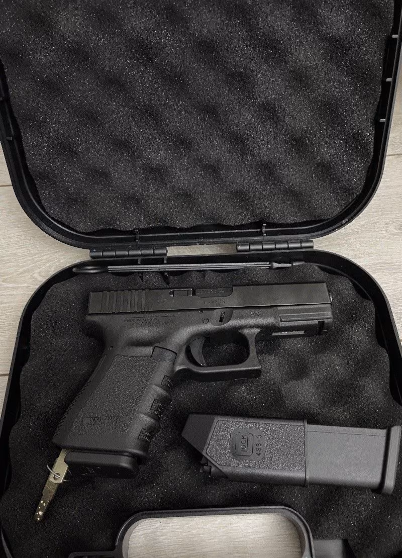 SIFIR ANAHTARLI GLOCK GEN 3 AVUSTURYA