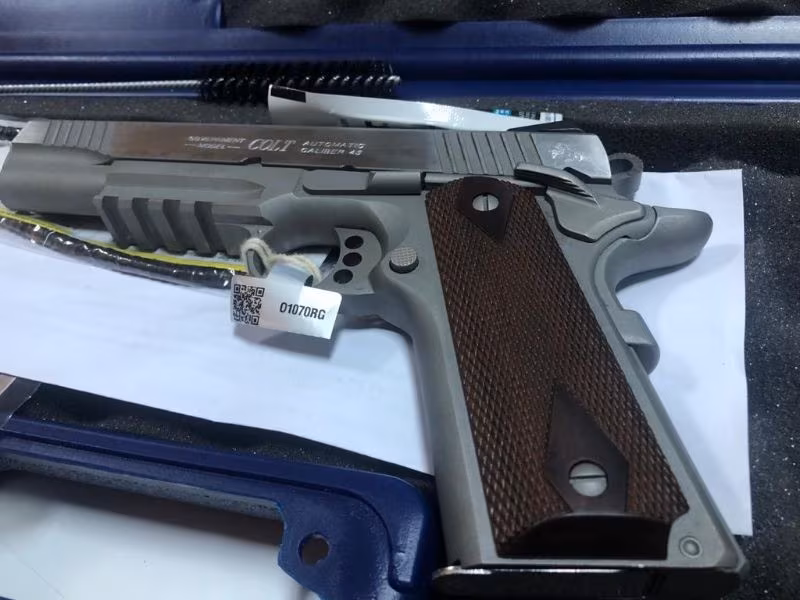 COLT  RAİLGUN  HİC ATIŞ YAPILMAMIŞTIR