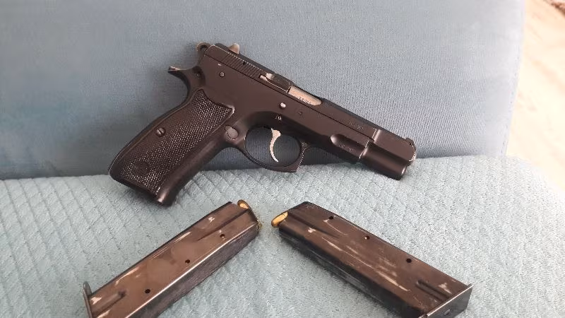 98 Yılı Tertemiz CZ 75 B
