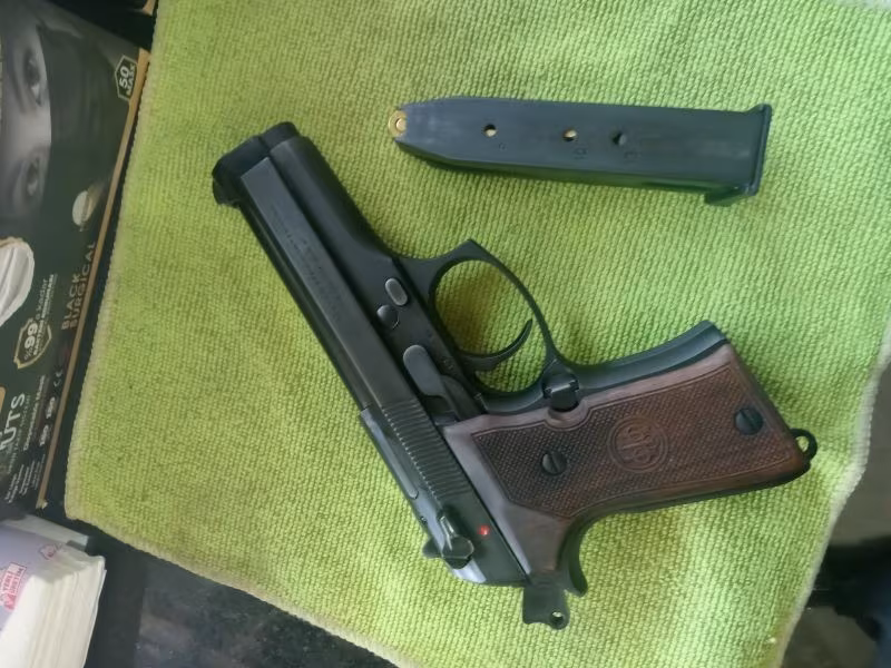 Silahım sıfır ayarında çok temiz Compact modelidir