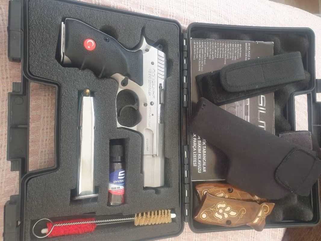 Egm personelinden sarsilmaz mega kilic 2000