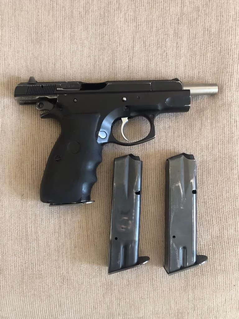 CZ 75 B EMEKLİ EMNİYET MENSUBUNDAN