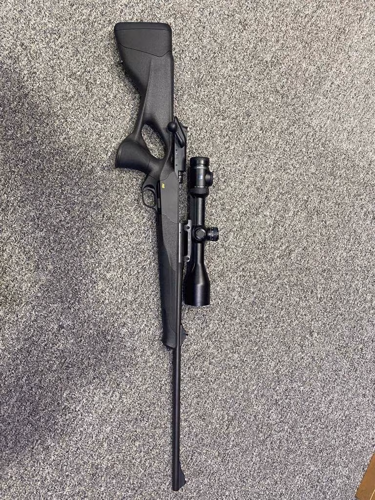 BLASER R8 ULTİMATE 300 WinMag