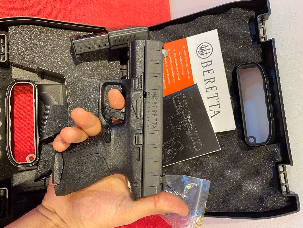 Beretta APX compact 13+1