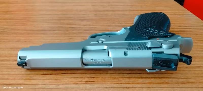 SMITH & WESSON 5906 MOD 5906 3 ŞARJÖRLÜ SİLAH