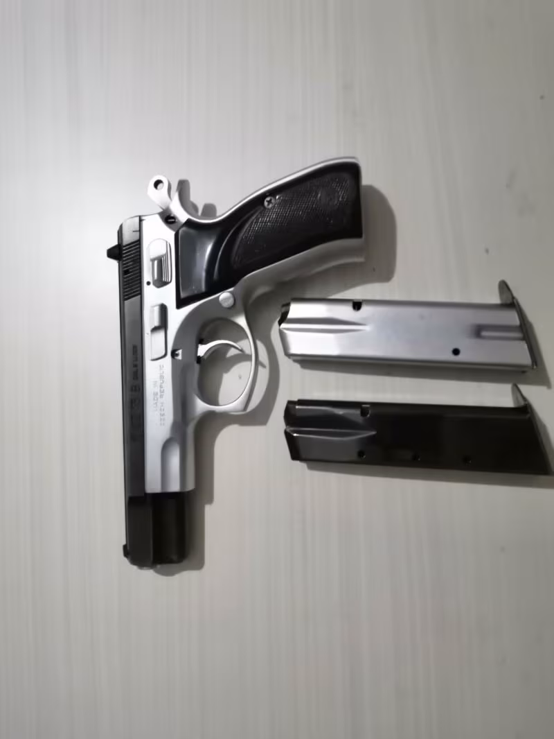 Memurdan temiz cz-75b 150 atış yapıldı sadece