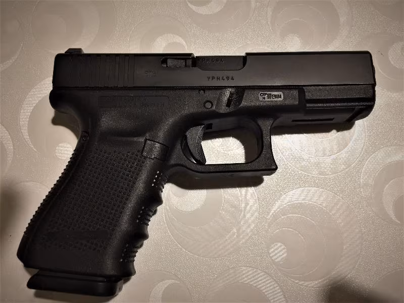KAMU PERSONELİNDEN GLOCK19 GEN 4 EMSALSİZ