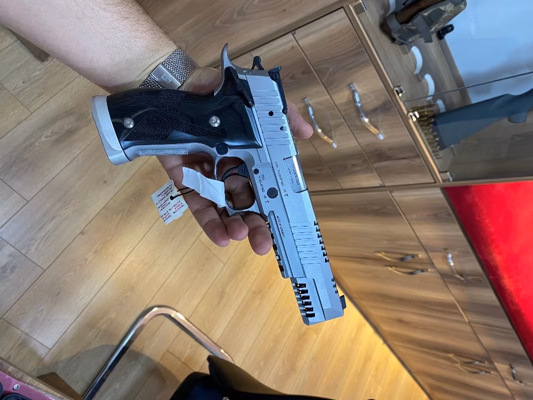 Sıg sauer X6 skeleton 19+1 9mm