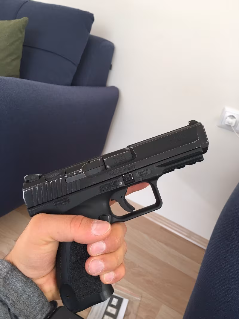 Memurdan temiz canik