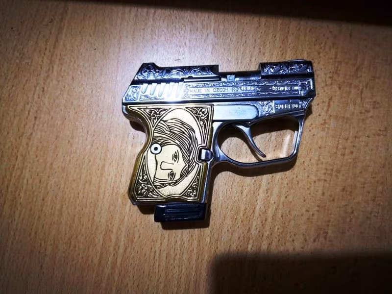 Özel İşçilikli Kevın Tabanca