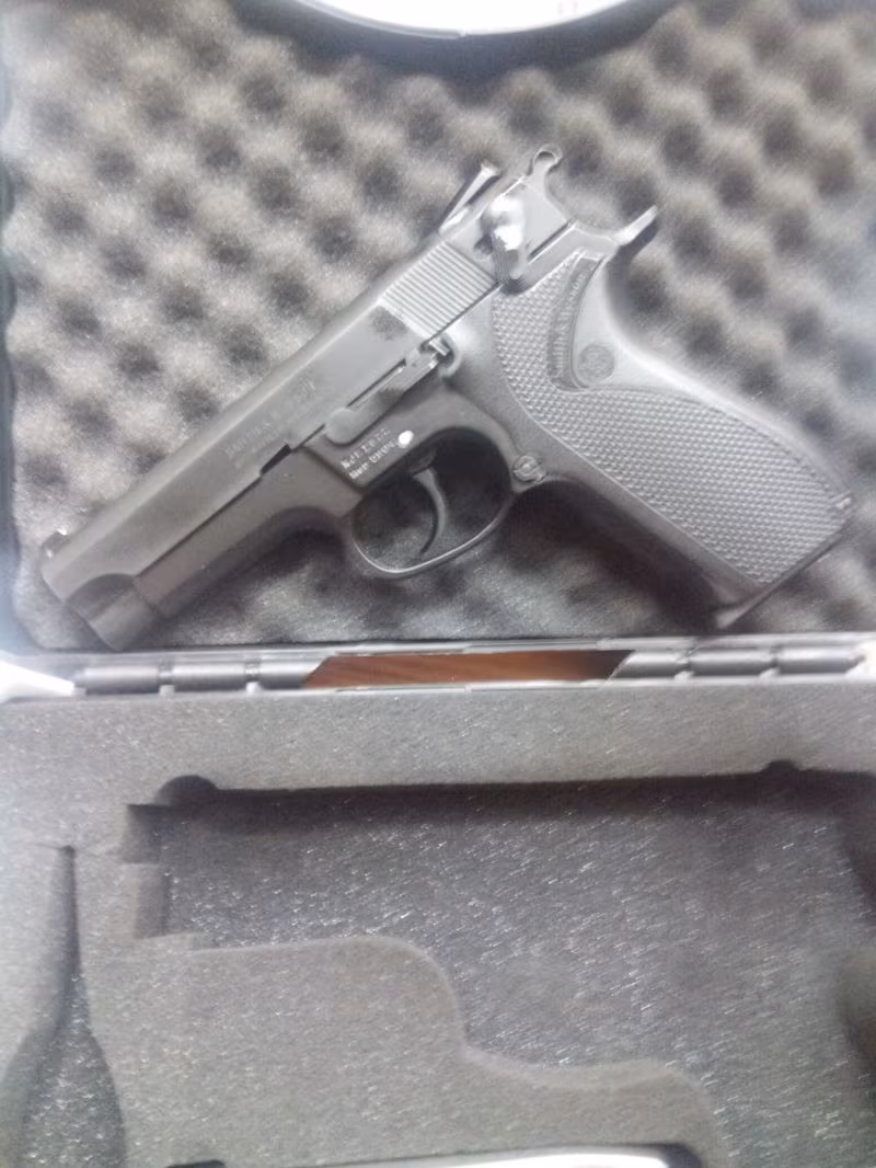 S.WESSON 5904