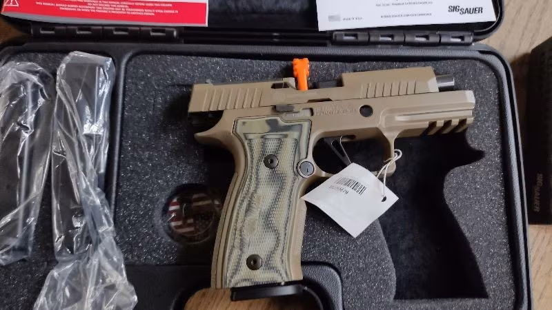 Sig Sauer P320 AXG Scorpion - (ROMEO 1 PRO Miniature Open-Reflex Red Dot Sight)