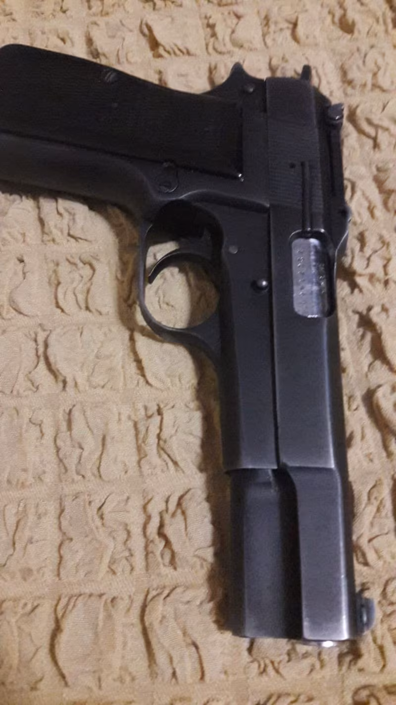 EMEKLİ EMNİYET MENSUBUNDAN DERECELİ ORLİNAL BROWNİNG (14 LÜ)