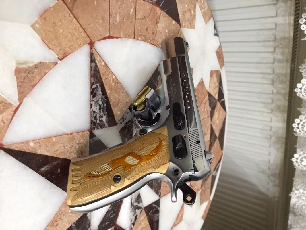 Hastasına ilaç 95 cz75 B