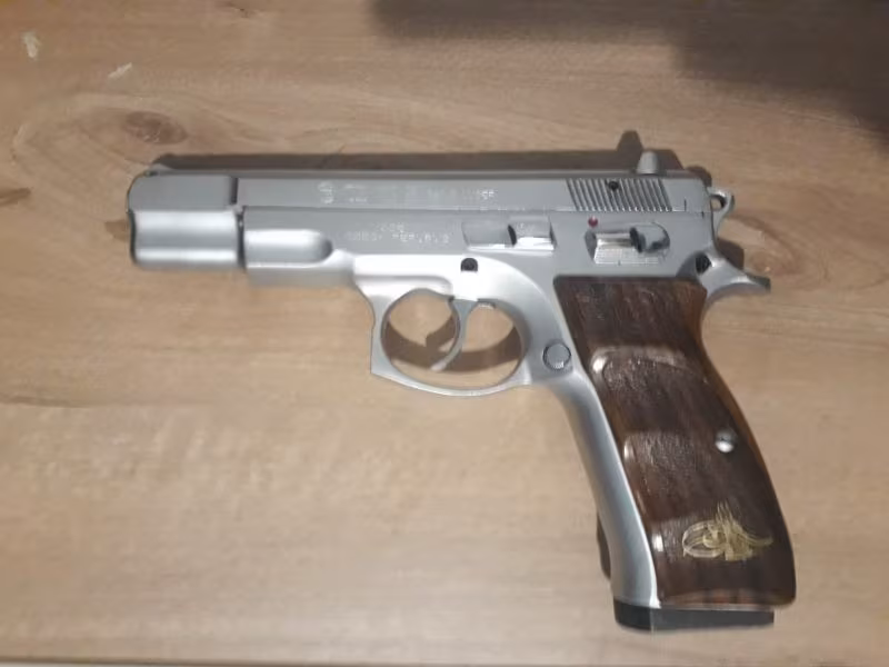 İLK SAHİBi EKMEKLİ POLİSDEN CZ 75 T SERİSİ