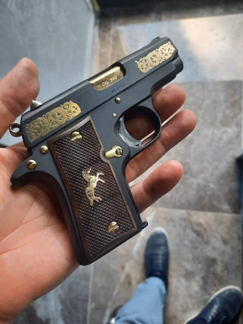 Colt mustang 380
