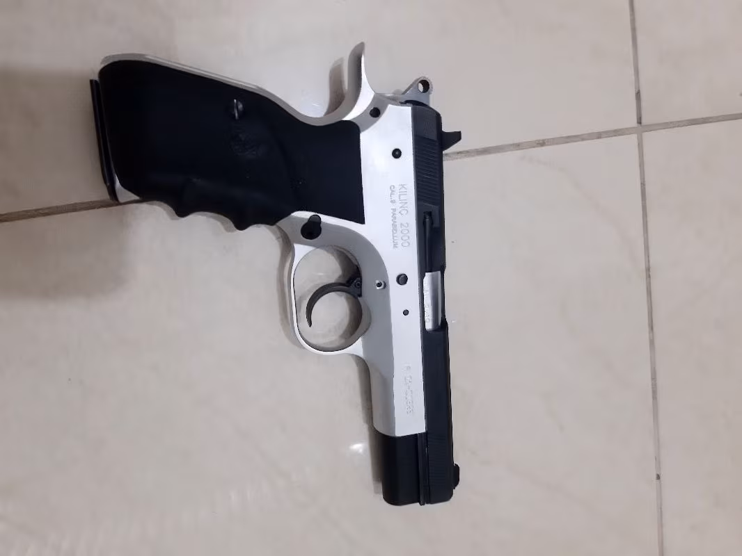 Sarsılmaz Kılınç 2000