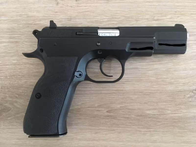 Çok temiz Sarsilmaz Kılıç 2000 Layt