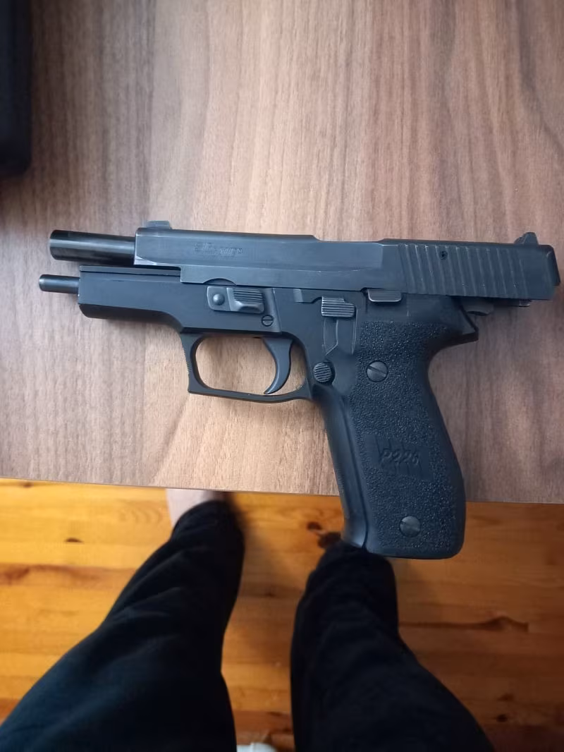SAHİBİNDEN TERTEMİZ SİG SAUER P226