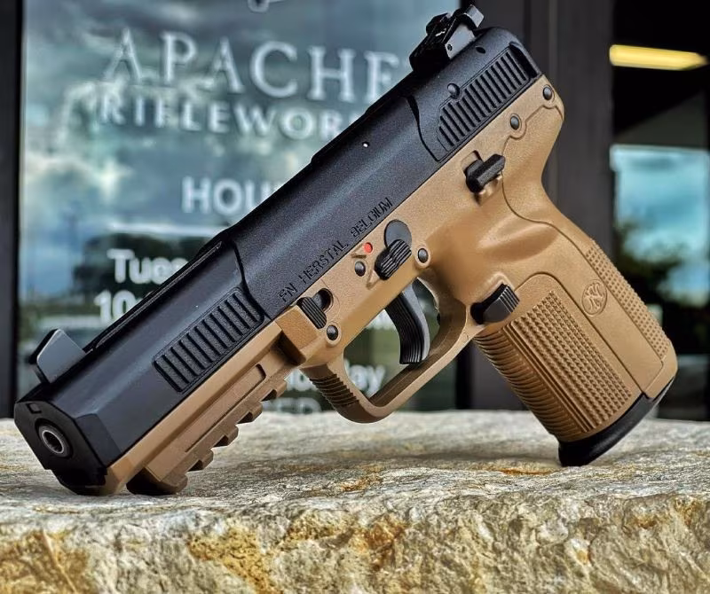 12.500 $ FN 5.7 Five Seven