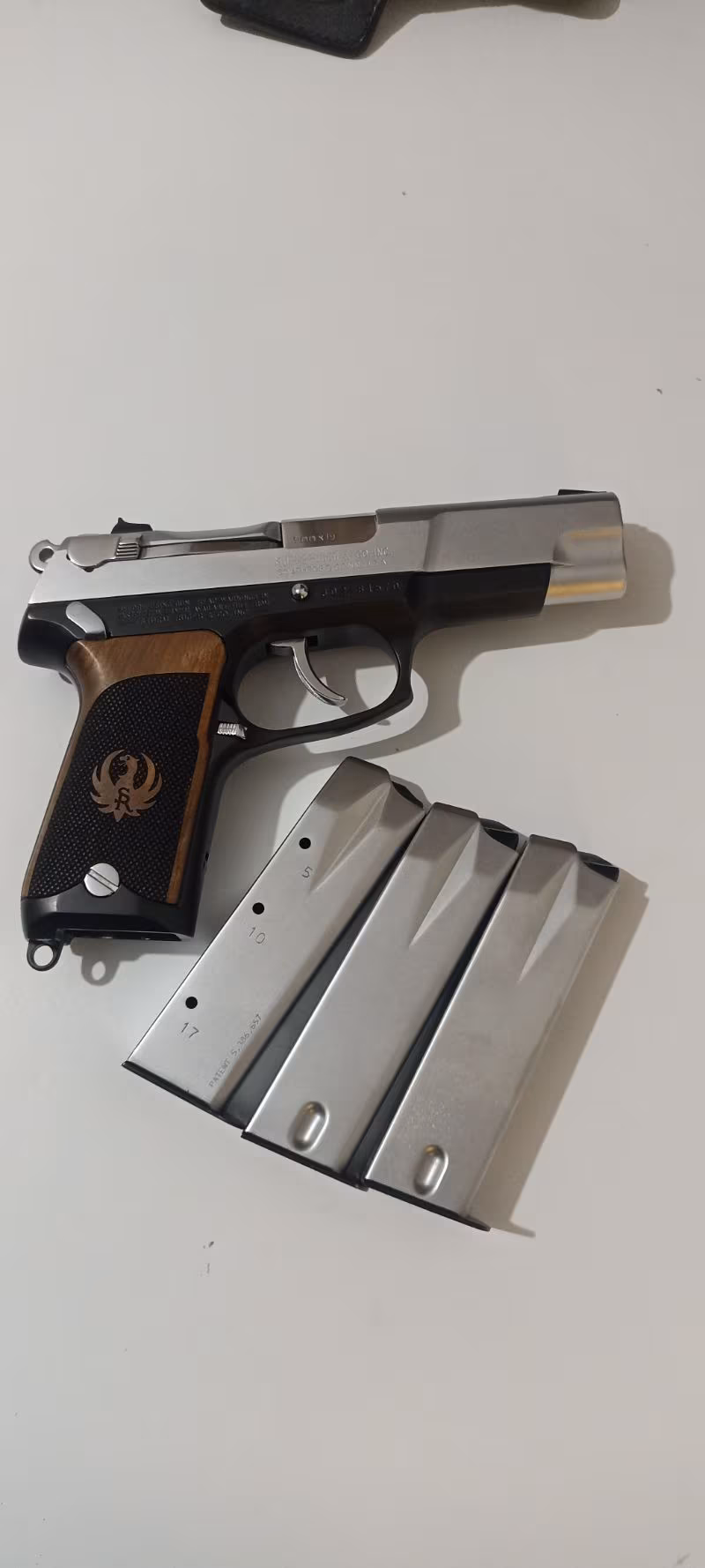RUGER P85