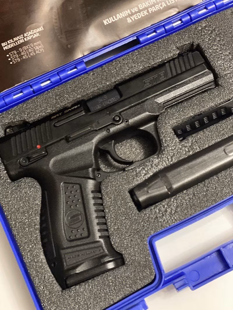 Dikkat!Hic Kullanilmamis Temiz Siyah Mat