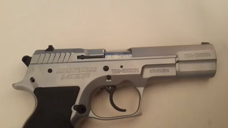 doktordan satılık sarsılmaz mega 2000 9mm 15 +1