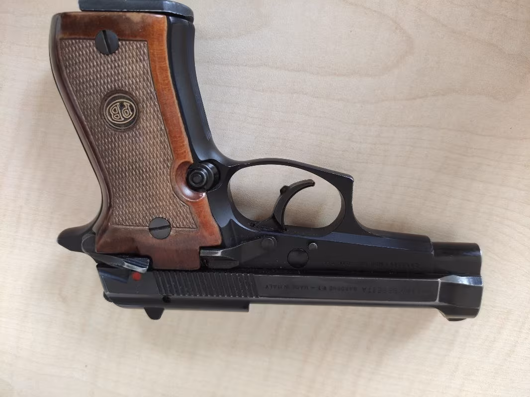 Beretta F81 temiz