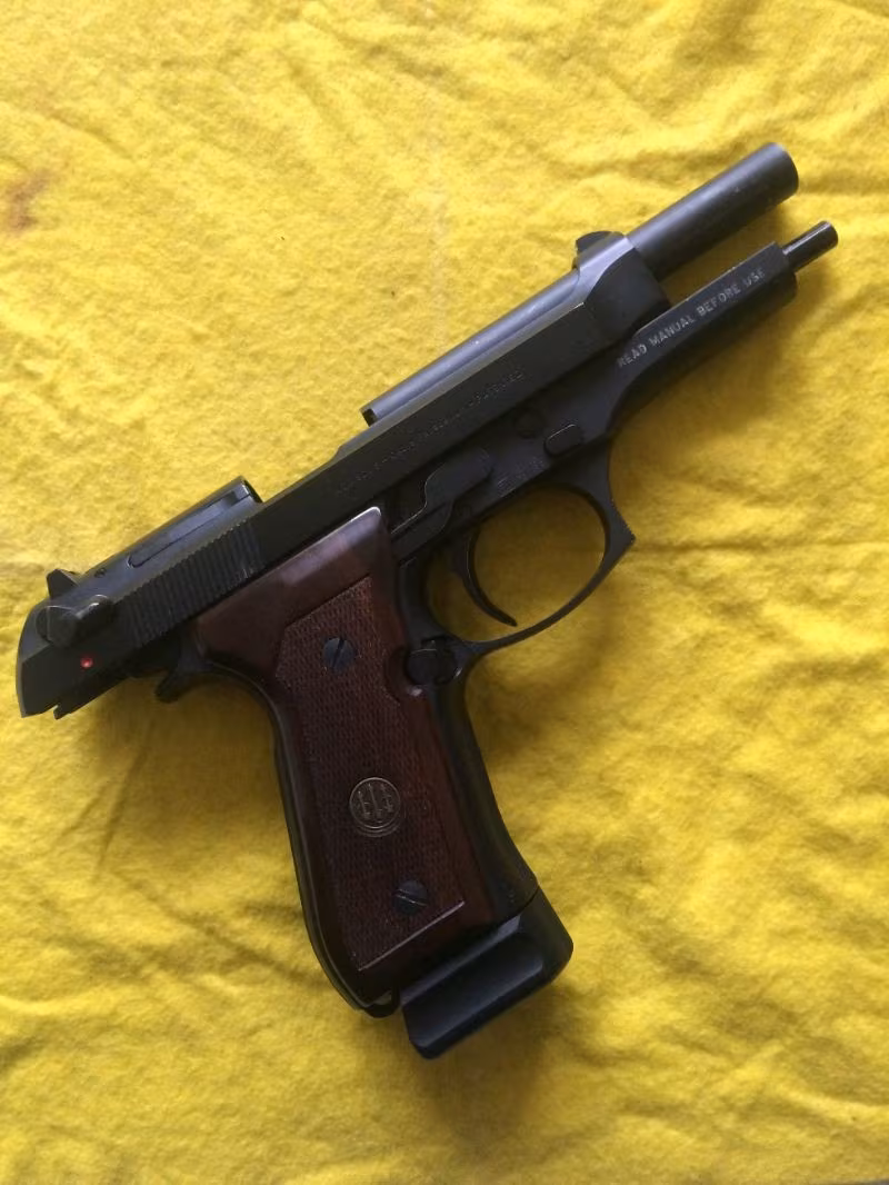 İTALYAN BERETTA 92 FS  (15+1 SIFIR AYARINDA - BULUNDURMA RUHSATLI)