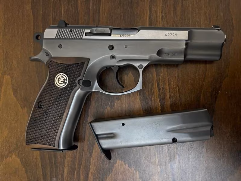 CZ 75 B TİTANYUM KAPLAMA 95 TUTULAN MODELİ CİFT ŞARJÖR ÖMÜRLÜK  ÖZENLE ÇİZİLMEZ TİTANYUM KAPLAMA YAPILD
