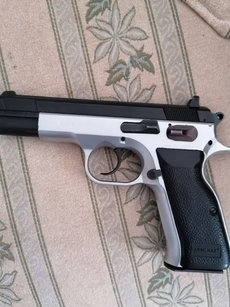 Sarsılmaz kılıç 2000