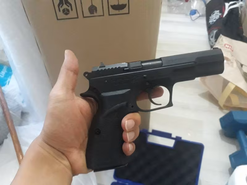 SARSILMAZ KILIÇ 2000